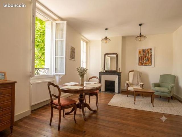 Maison 7 pièces 141 m²