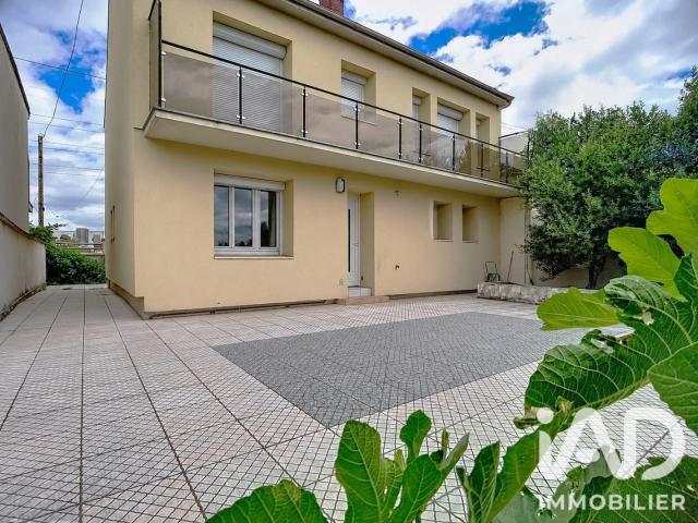 Maison 7 pièces 141 m²