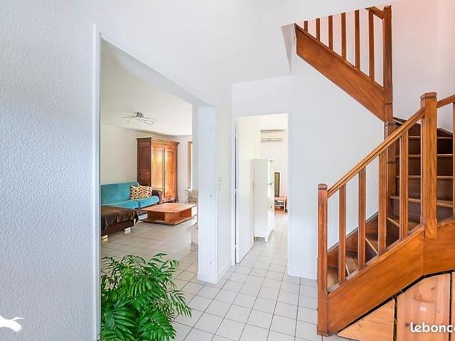 Maison 7 pièces 141 m²