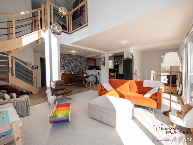Maison 7 pièces 141 m²