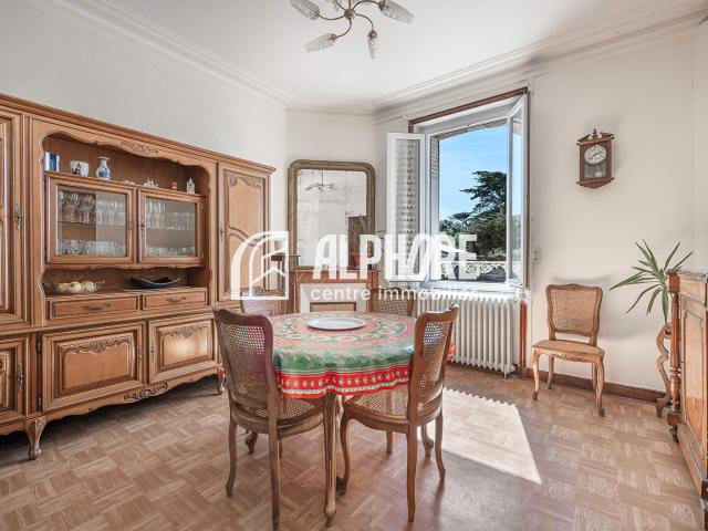 Maison 7 pièces 141 m²