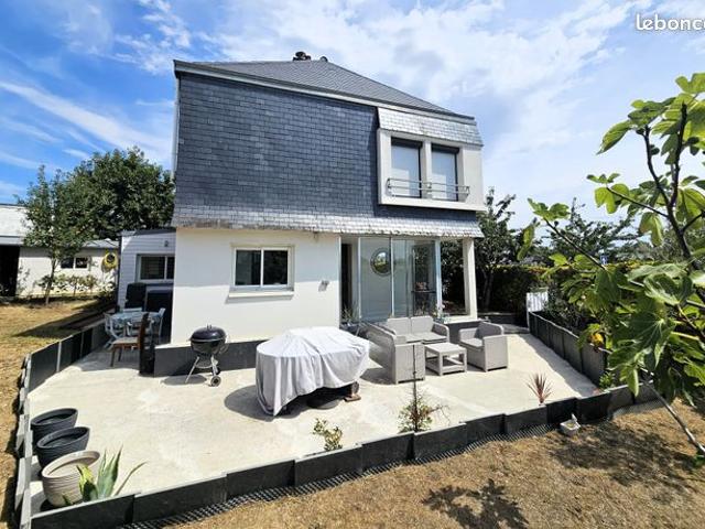 Maison 7 pièces 141 m²