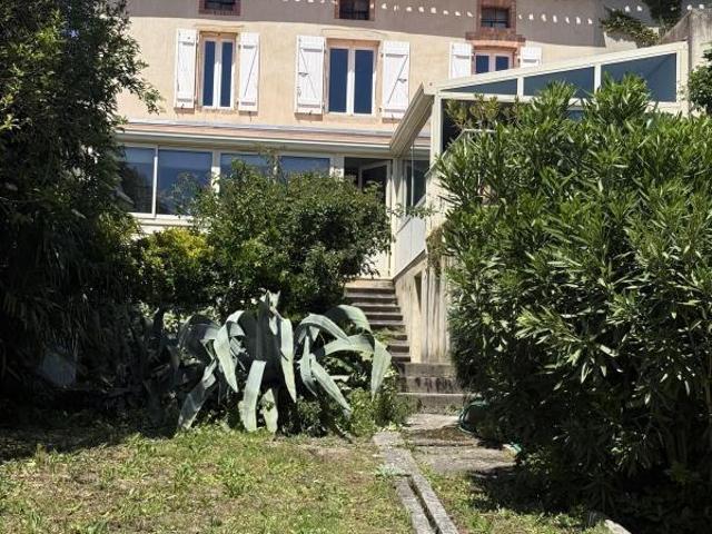 Maison 7 pièces 141 m²