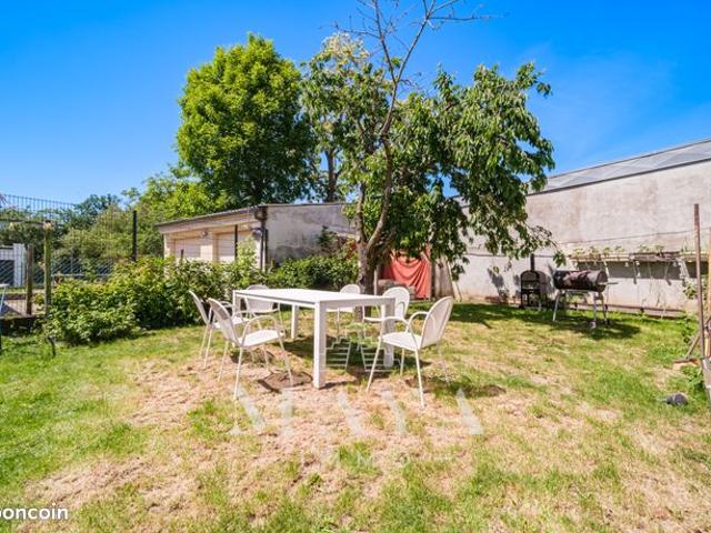 Maison 7 pièces 141 m²