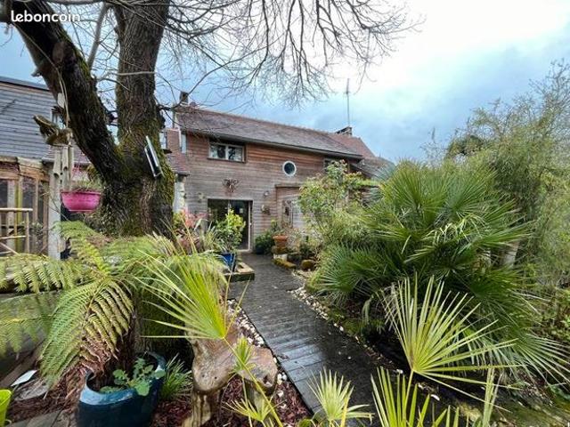 Maison 7 pièces 141 m²