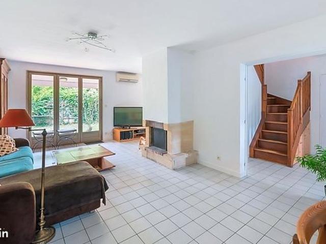 Maison 7 pièces 141 m²