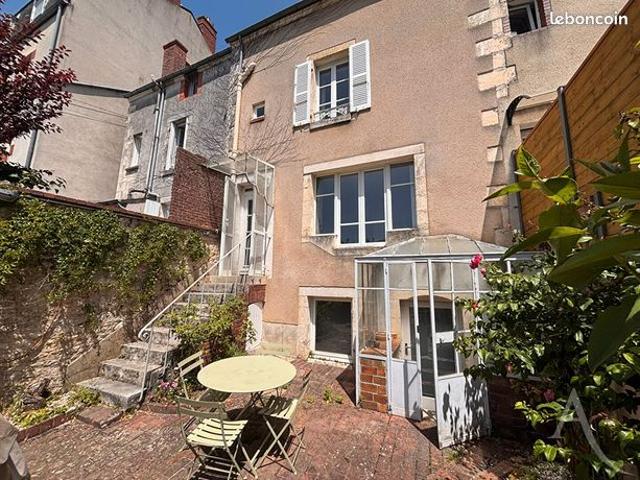 Maison 7 pièces 141 m²