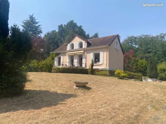 Maison 7 pièces 141 m²