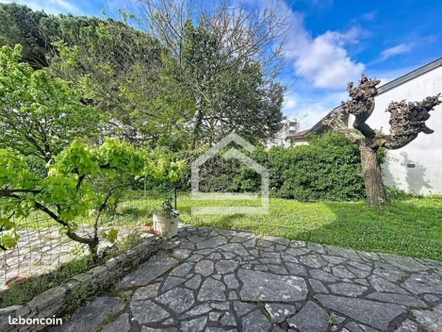 Maison 7 pièces 141 m²