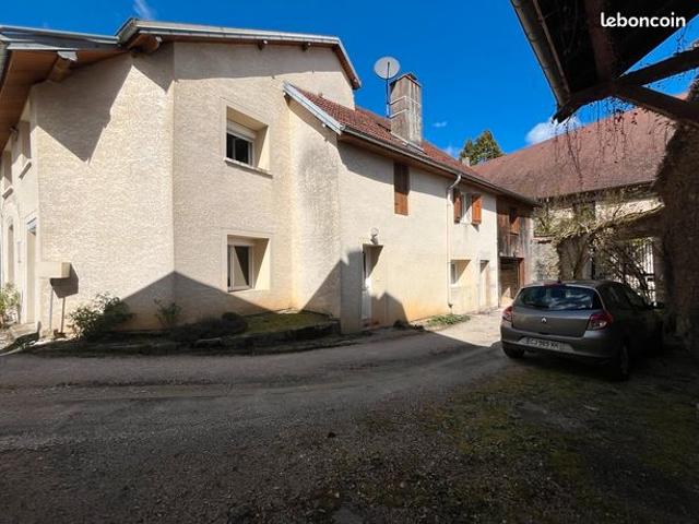Maison 7 pièces 142 m²