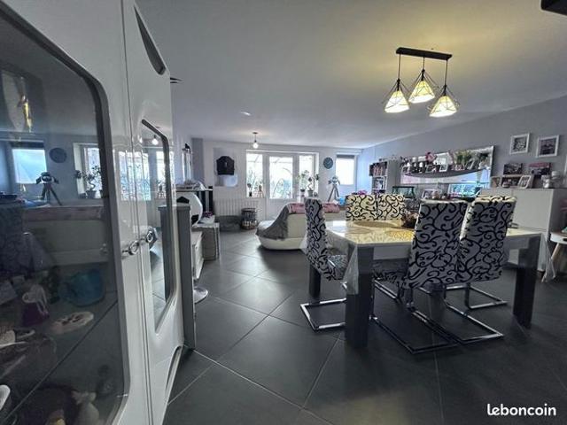Maison 7 pièces 142 m²