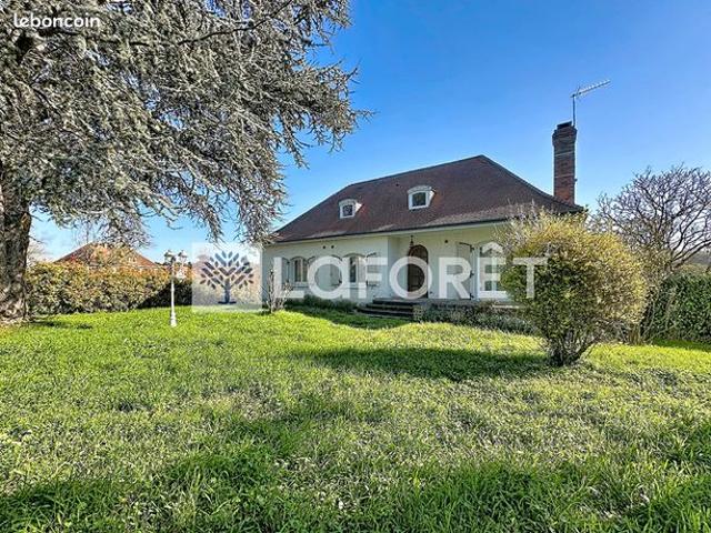 Maison 7 pièces 142 m²