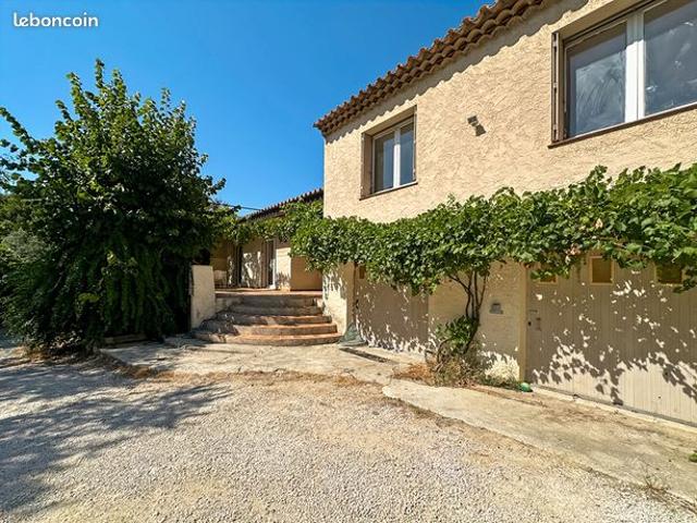 Maison 7 pièces 142 m²