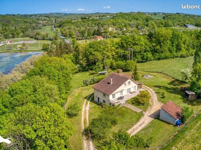 Maison 7 pièces 142 m²