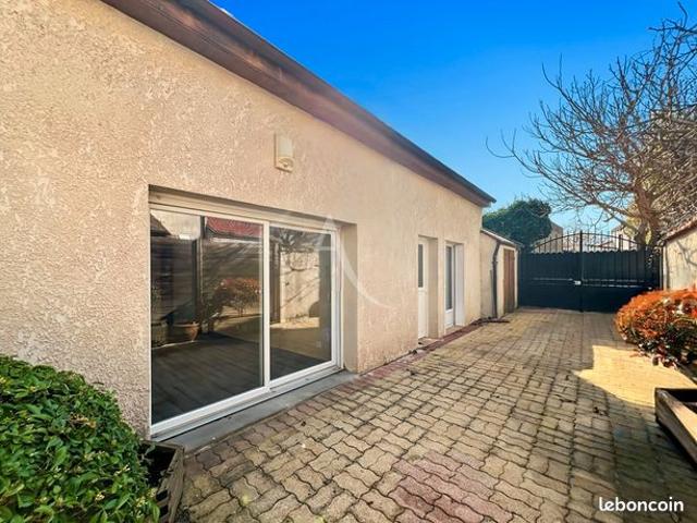 Maison 7 pièces 142 m²