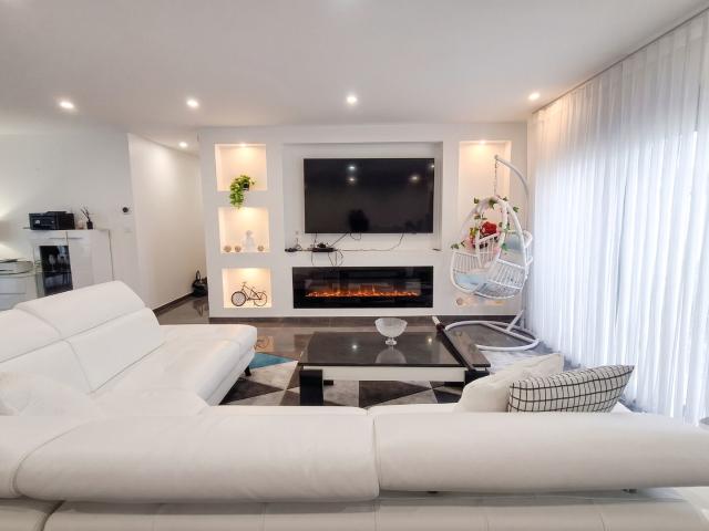 Maison 7 pièces 142 m²