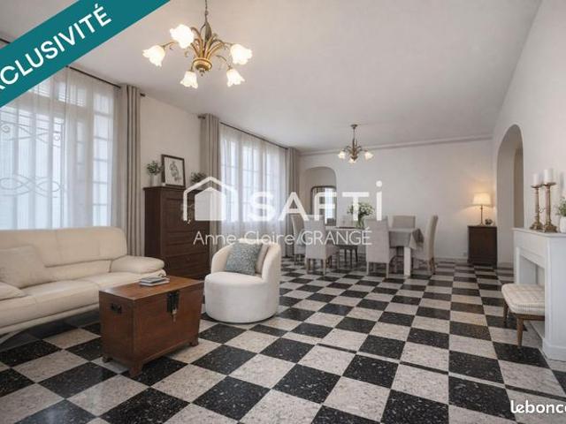 Maison 7 pièces 142 m²