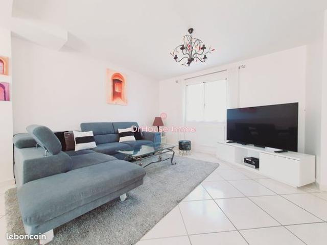 Maison 7 pièces 142 m²