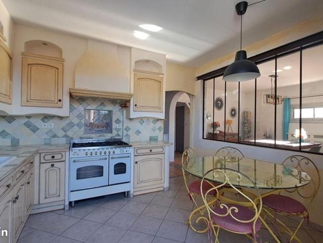 Maison 7 pièces 142 m²