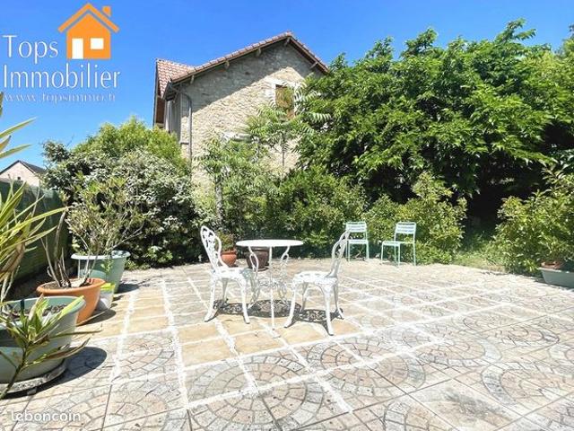 Maison 7 pièces 142 m²