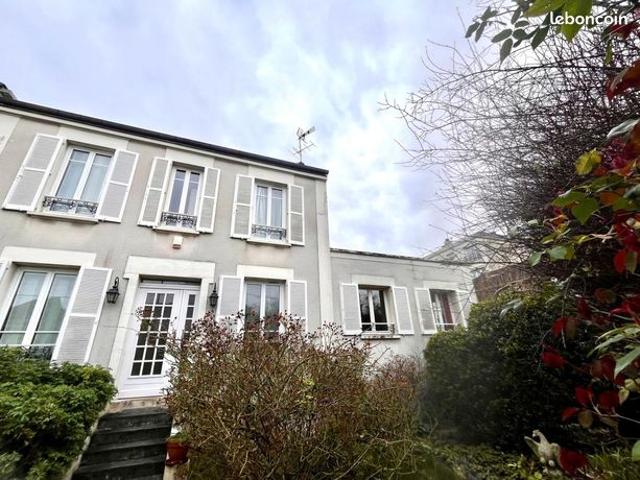 Maison 7 pièces 142 m²