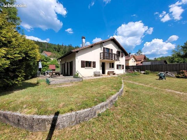 Maison 7 pièces 142 m²