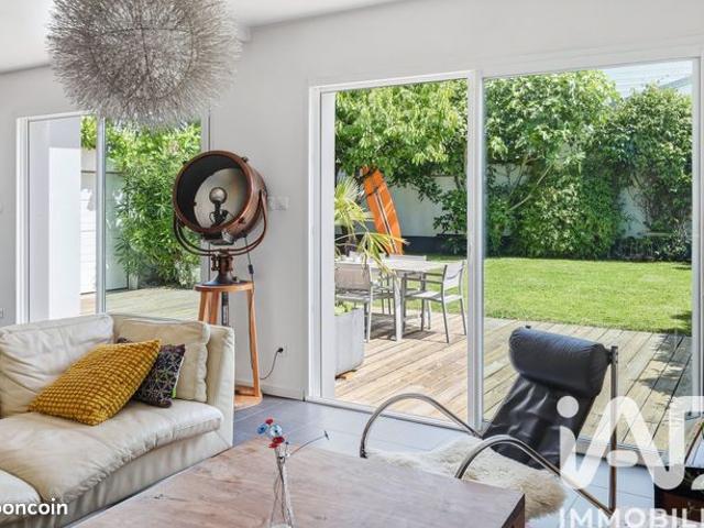 Maison 7 pièces 142 m²