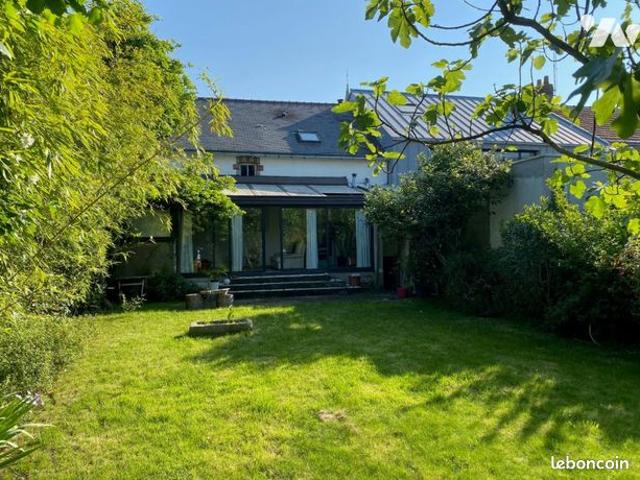 Maison 7 pièces 143 m²