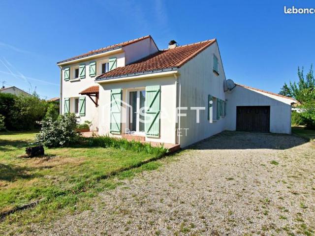 Maison 7 pièces 143 m²