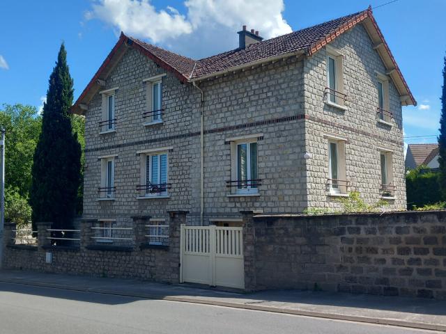 Maison 7 pièces 143 m²