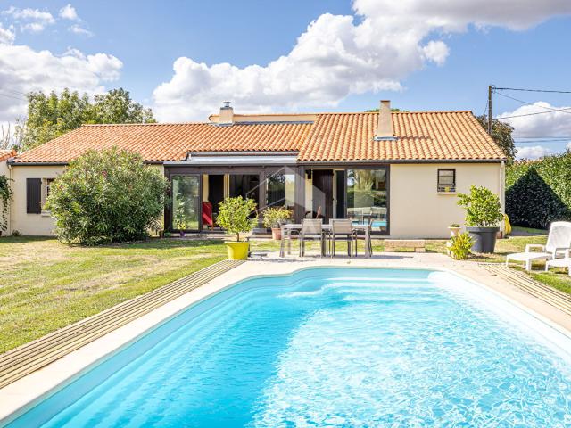 Maison 7 pièces 143 m²