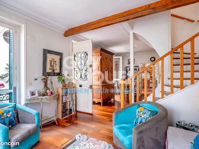 Maison 7 pièces 143 m²