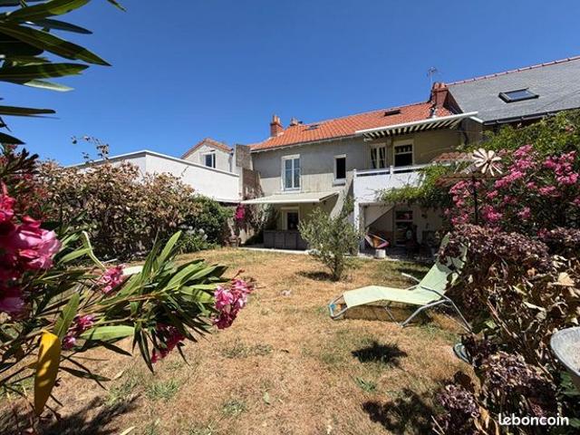 Maison 7 pièces 143 m²