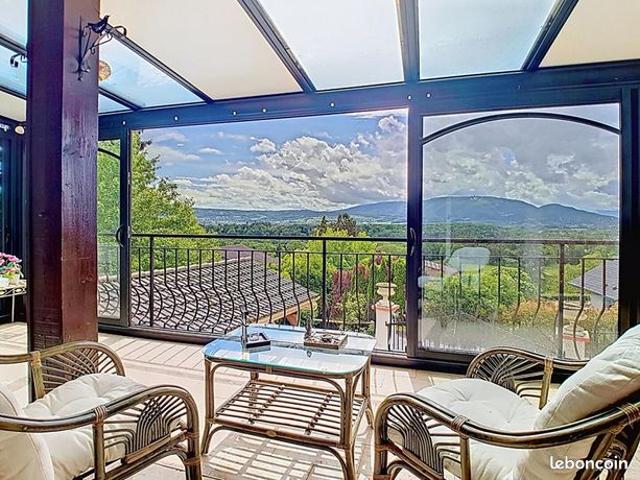 Maison 7 pièces 143 m²