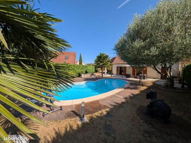 Maison 7 pièces 143 m²
