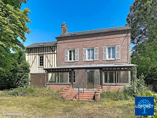 Maison 7 pièces 143 m²