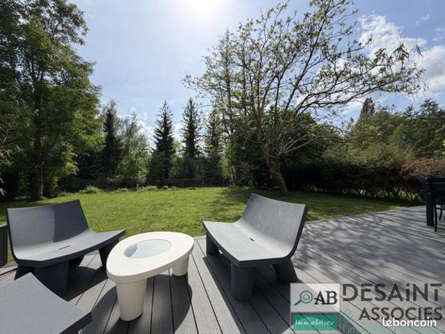 Maison 7 pièces 143 m²
