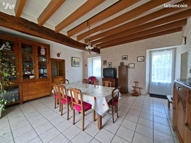Maison 7 pièces 143 m²