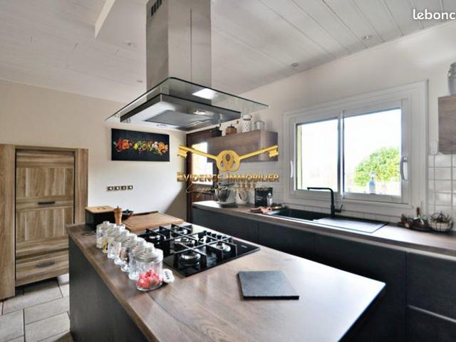 Maison 7 pièces 143 m²