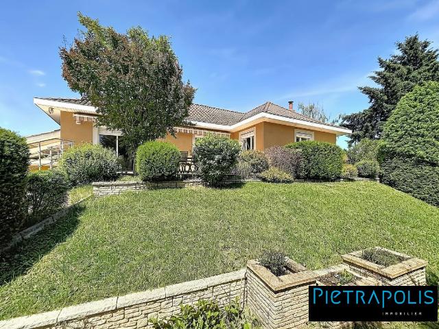 Maison 7 pièces 143 m²