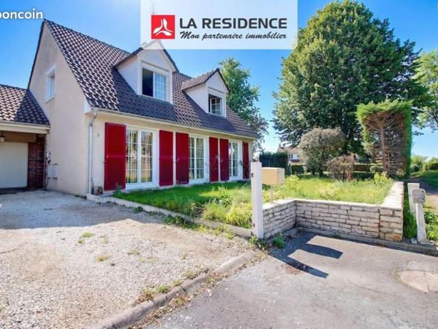 Maison 7 pièces 143 m²