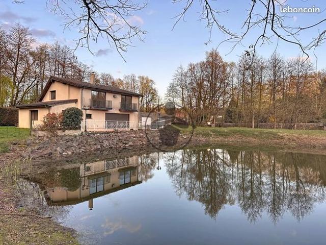 Maison 7 pièces 143 m²