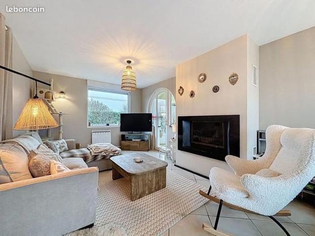 Maison 7 pièces 143 m²