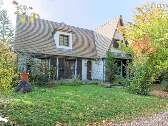 Maison 7 pièces 143 m²