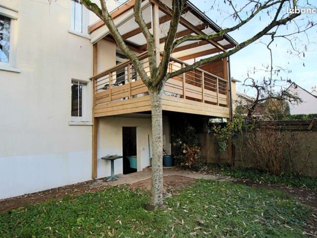 Maison 7 pièces 143 m²