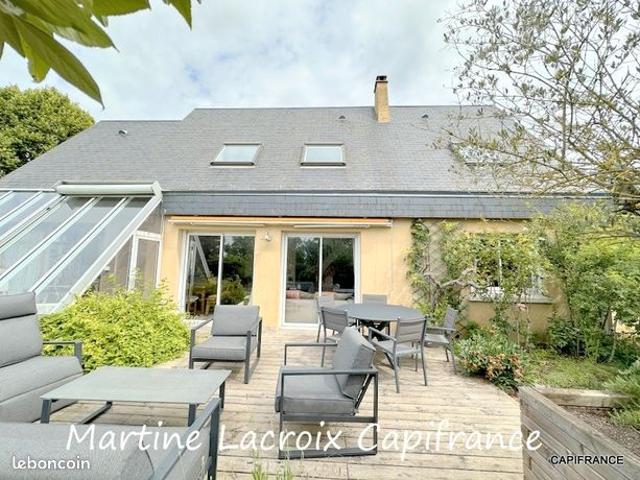 Maison 7 pièces 143 m²