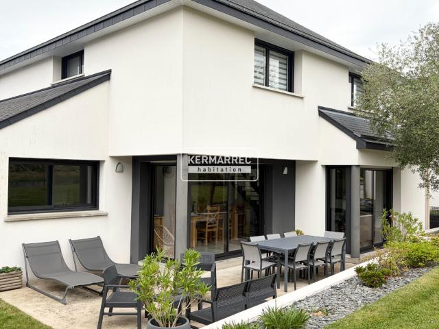 Maison 7 pièces 143 m²