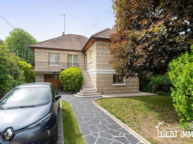 Maison 7 pièces 143 m²