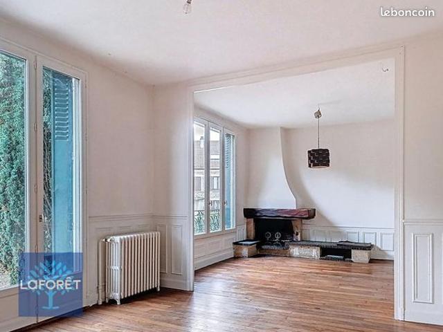 Maison 7 pièces 143 m²