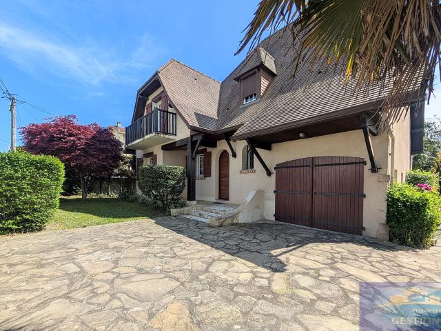 Maison 7 pièces 143m2